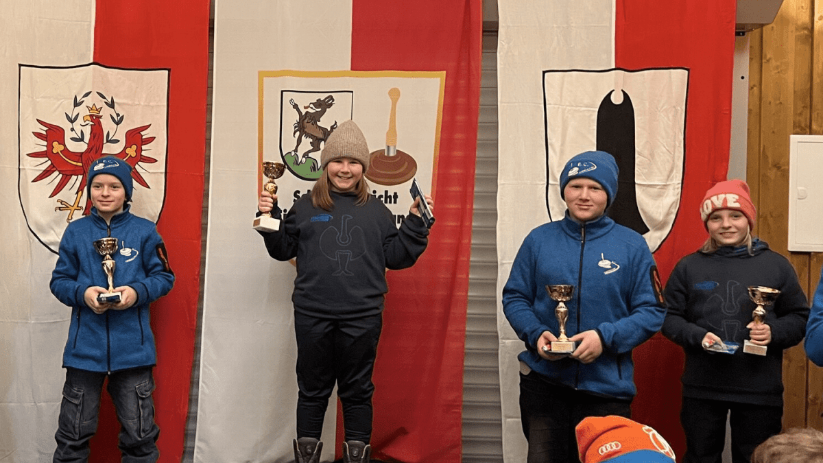 bzm_u12__2025__1