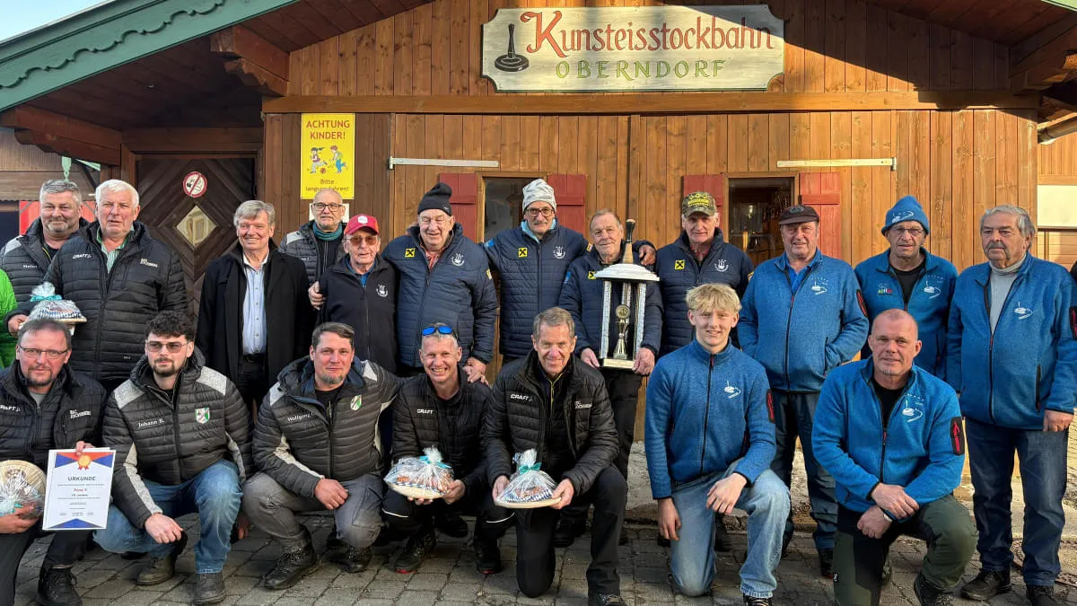 oberndorf_26_herren_podestfolto